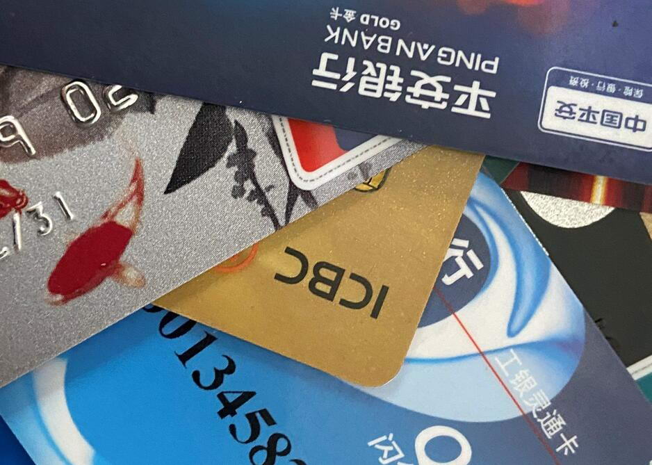 如何解决信用卡还款压力问题？最佳选项是还款软件