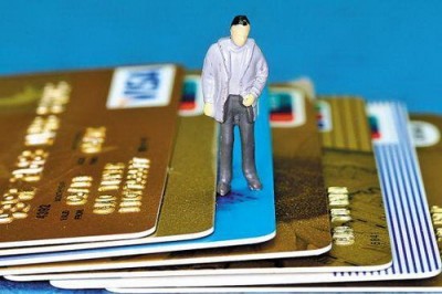 怎样在app里面把信用卡里的钱转到卡里吗