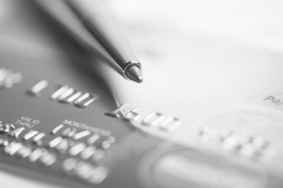 信用卡刷卡利率多少？分享两款费率低0.60%的大额刷卡app
